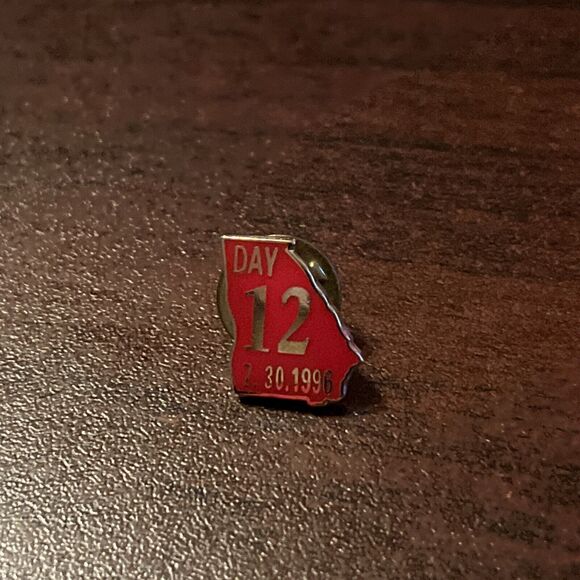 Vintage 1996 Atlanta‎ Olympics Day 12 Of The Games July 30th Lapel Hat Pin - Picture 1 of 3